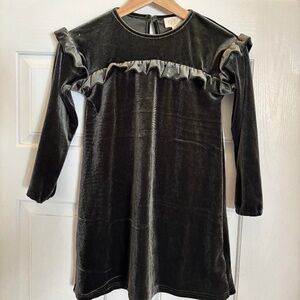 Creamie Girls green velvet dress, Size 4